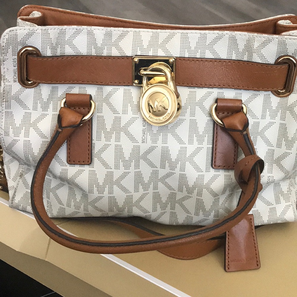 Michael Kors purse